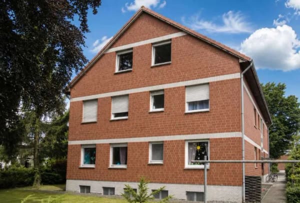 Immobilie in Wedemark - Kapitalanlageobjekt in Wedemark - Resse Mehrfamilienhaus mit 6 Wohnungen - Bild 1