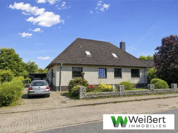 Immobilie in Hohenaspe - Großzügig leben, vielseitig genießen – 263 m² Wohnfläche mit Wellnessbereich & über 1.000 m² Grundst - Bild 0