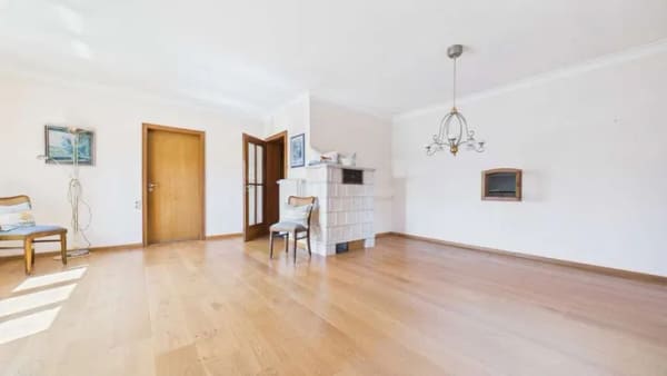Immobilie in Aystetten - Einfamilienhaus mit großem Gestaltungspotenzial in begehrter Lage von Aystetten! - Bild 3