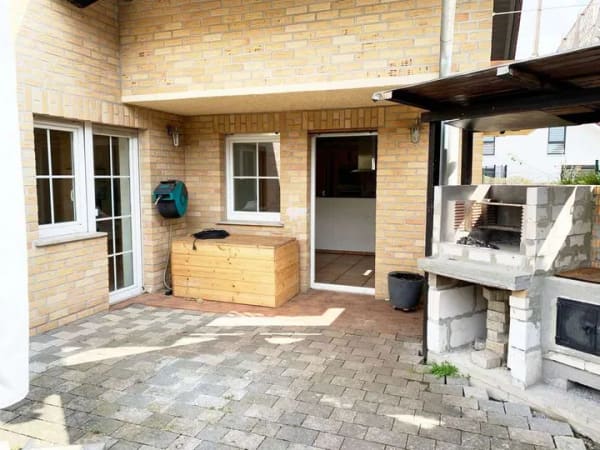 Immobilie in Ockenheim - Ockenheim - Großzügiges Einfamilienhaus mit Einliegerwohnung! - Bild 2
