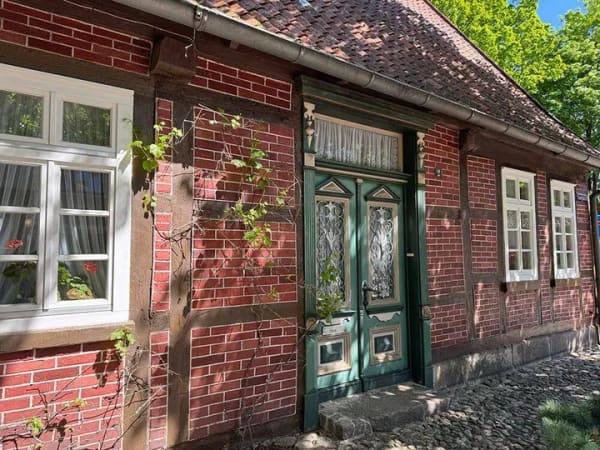 Immobilie in Soltau - Haus mit viel Charme und Geschichte direkt am Stadtpark - Bild 0