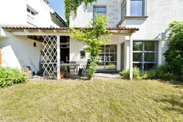 Immobilie in Wülfrath - Viel Platz zum Leben: 7 Zimmer auf ca. 196 m² Wohnfläche inmitten der Wülfrather Altstadt - Bild 1