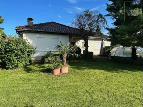 Immobilie in Echzell - Großzügiger Bungalow mit Pool, Südwestterrasse und freiem Blick ins Grüne - Bild 4