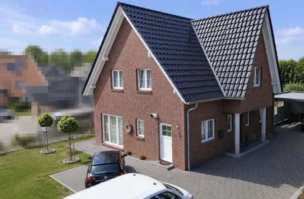 Immobilie in Hollern-Twielenfleth - Modernes KfW-55-Einfamilienhaus mit großem Garten, hochwertiger Ausstattung und viel Privatsphäre - Bild 1