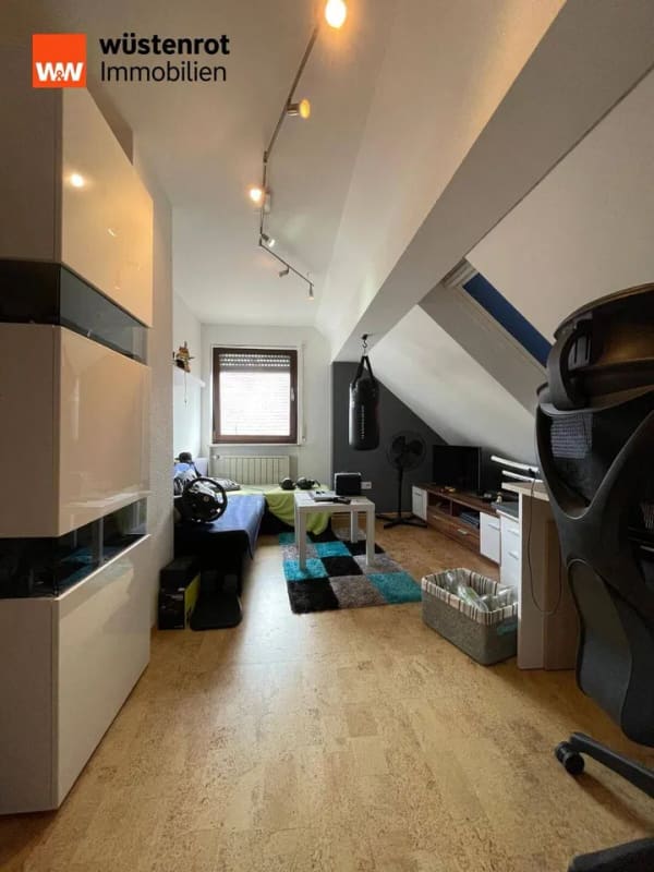 Immobilie in Gunzenhausen - Großzügiges Einfamilienhaus - Bild 2