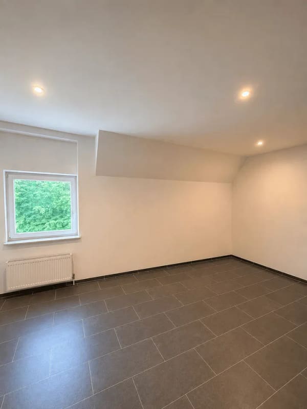 Immobilie in Dittelsheim-Heßloch - Teilsaniertes Mehrfamilienhaus mit Ausbaupotenzial - ideal für Investoren und Projektentwickler - Bild 1