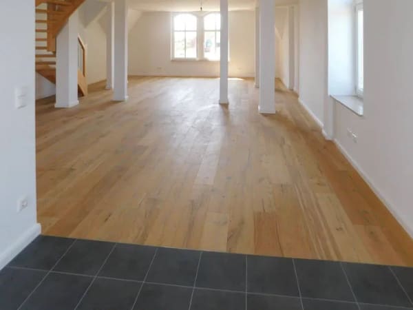 Immobilie in Beelitz - Dachgeschosswohnung mit Galerie in bester Lage in Beelitz - Bild 2