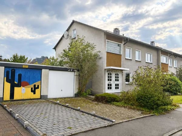 Immobilie in Kamen - Familienfreundliche Doppelhaushälfte mit Südgarten und vielseitigem Raumangebot - Bild 2