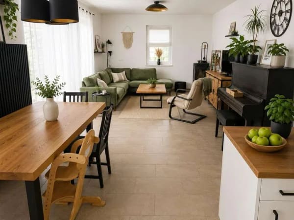Immobilie in Britz - Neuwertiges EFH (Bj. 2020) 7 Zimmer auf 182 qm Wohnfläche - naturnah wohnen - Berlin in 40 Minuten - Bild 3