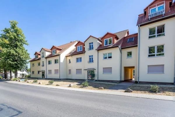 Immobilie in Schönefeld - Vermietet & zukunftsstark: Dachgeschosswohnung für Kapitalanleger in Schönefeld - Bild 1