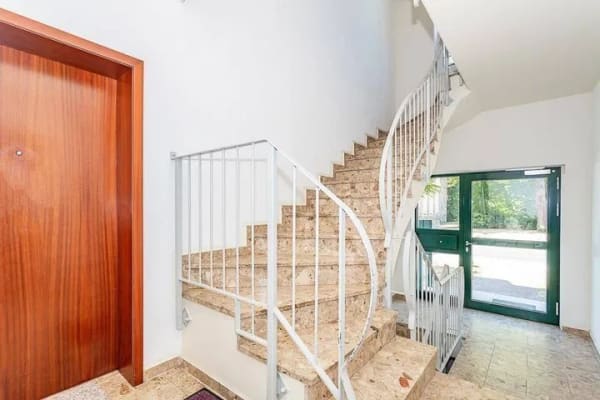 Immobilie in Schönefeld - Vermietet & zukunftsstark: Dachgeschosswohnung für Kapitalanleger in Schönefeld - Bild 3