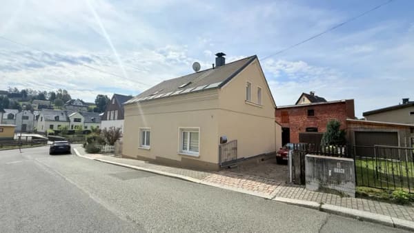 Immobilie in Ellefeld - ++ gepflegtes Einfamilienhaus mit Nebengebäude in ruhiger Zentrumslage ++ - Bild 1