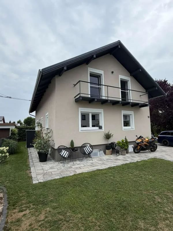 Immobilie in Altenmarkt an der Alz - Modernes Ein-/Zweifamilienhaus | Wärmepumpe | PV | Garage | Nähe Chiemsee - Bild 0