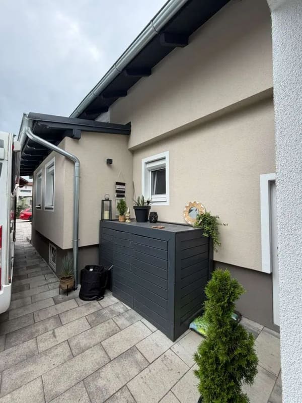 Immobilie in Altenmarkt an der Alz - Modernes Ein-/Zweifamilienhaus | Wärmepumpe | PV | Garage | Nähe Chiemsee - Bild 2