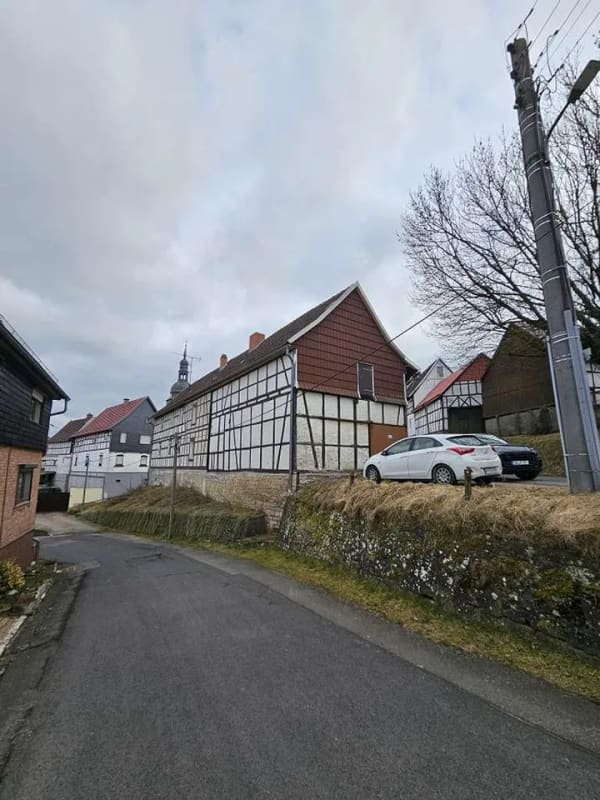 Immobilie in Helbedündorf - Bäuerliches Anwesen in Holzthaleben zu verkaufen :) - Bild 2