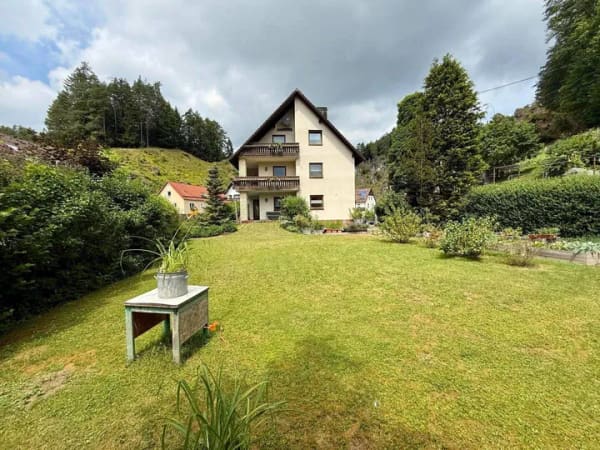 Immobilie in Obertrubach - Die Größe ist überzeugend..drei Einheiten..ein Haus - Bild 3