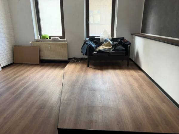 Immobilie in Wilkau-Haßlau - Mehrfamilienhaus mit großen Garagen in Wilkau-Haßlau - Bild 3