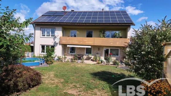 Immobilie in Röfingen - Bock auf Cash? Voll vermietetes Mehrfamilienhaus + freie Gewerbeeinheit - Bild 0
