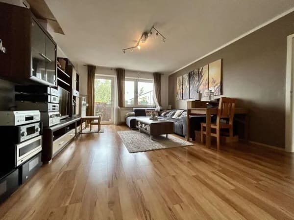 Immobilie in Grafing bei München - Großzügige 3-Zimmer-Wohnung mit Westbalkon im Herzen von Grafing - Bild 0