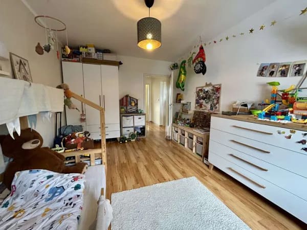 Immobilie in Grafing bei München - Großzügige 3-Zimmer-Wohnung mit Westbalkon im Herzen von Grafing - Bild 2