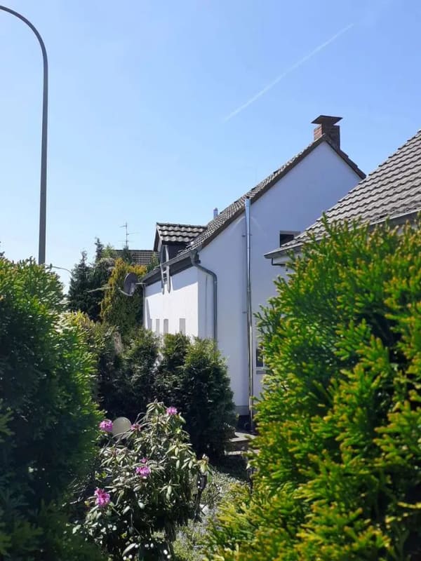 Immobilie in Odenthal - Freistehendes Einfamilienhaus mit Garten  - Bild 0