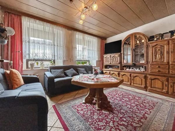 Immobilie in Waldrach - Kleinod mit Herz: Charmantes Reihenendhaus zum Verlieben in Waldrach - Bild 2