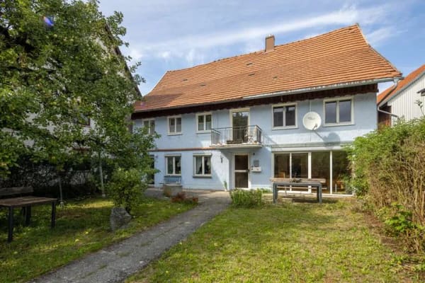 Immobilie in Legau - Großzügiges Mehrgenerationenhaus in Legau – Wohnen, Vermieten & flexibel gestalten - Bild 0