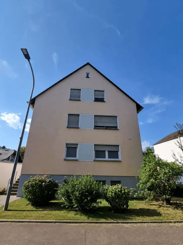 Immobilie in Trier - Mehrfamilienhaus mit 352 m² Wohnfläche und Entwicklungspotenzial in Trier-Pfalzel - Bild 1