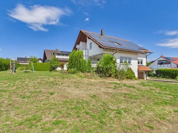 Immobilie in Frittlingen - Einfamilienhaus mit viel Lebensqualität für Ihre Familie - Bild 2