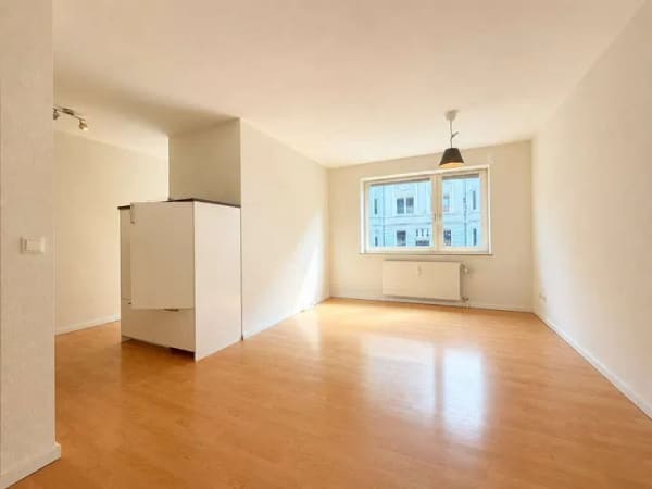 Immobilie in Flensburg - ASMUSSEN IMMOBILIEN - 1,5 Zimmer in zentraler Stadtlage - Bild 3