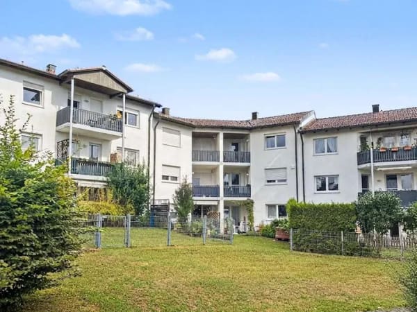 Immobilie in Mering - Pendler aufgepasst - bezugsfreie, lichtdurchflutete 3-Zimmer-Etagenwohnung in Mering - Bild 1
