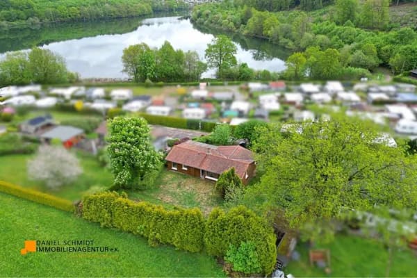 Immobilie in Marienheide - Wo andere Urlaub machen: Ferienhausprojekt in außergewöhnlicher Lage an der Lingesetalsperre - Bild 1