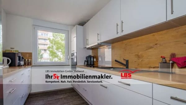 Immobilie in Radolfzell am Bodensee - Attraktive 4-Zimmer-Wohnung mit ausreichend Platz für die ganze Familie - Bild 0