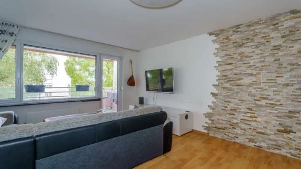 Immobilie in Radolfzell am Bodensee - Attraktive 4-Zimmer-Wohnung mit ausreichend Platz für die ganze Familie - Bild 3