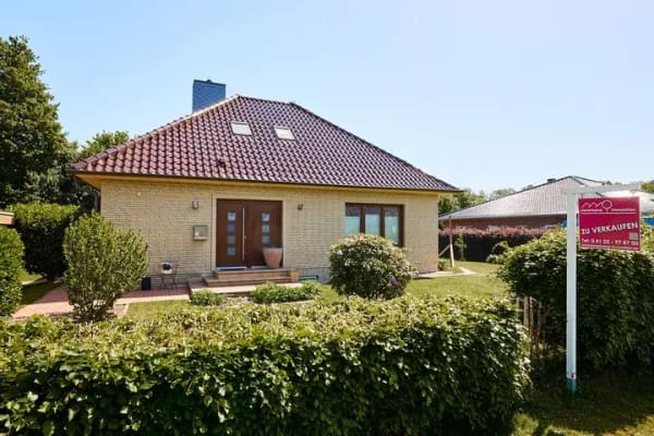 Immobilie in Heist - Modernisiertes Einfamilienhaus in familienfreundlicher Lage von Heist - Bild 0