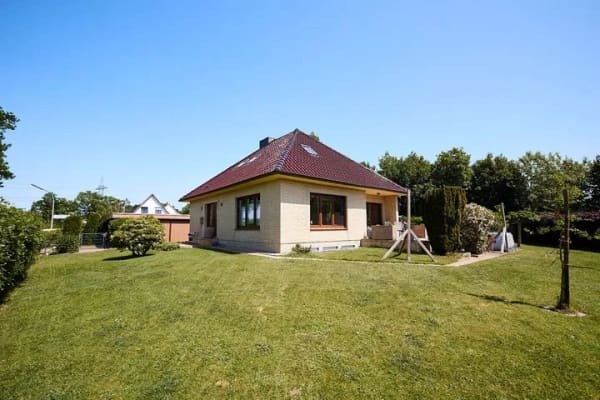 Immobilie in Heist - Modernisiertes Einfamilienhaus in familienfreundlicher Lage von Heist - Bild 1