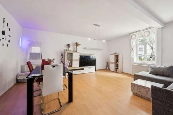 Immobilie in Vaihingen an der Enz - Vermietete 2 Zimmer Wohnung im 1. OG - charmante Kapitalanlage in zentraler Lage - Bild 3