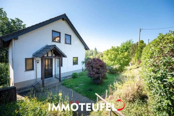 Immobilie in Gornau - Familienglück in Dittmannsdorf: Haus mit Garten, Kamin und flexiblem Hobbyzimmer für Groß und Klein - Bild 1