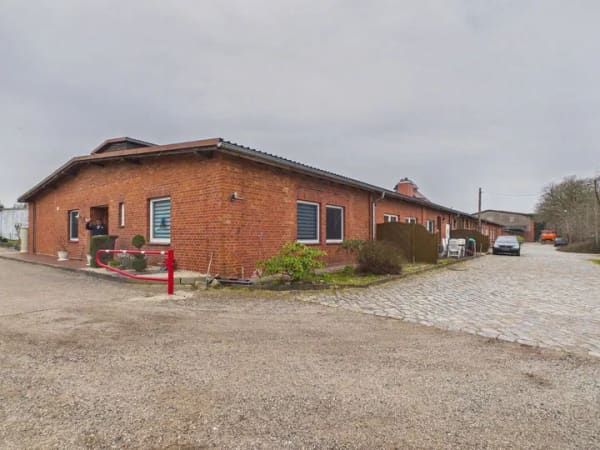 Immobilie in Grabau - Kapitalanlage in Grabau (OD): 4 Einheiten, 488 m², pflegeleicht & entwicklungsstark - Ausbaureserve - Bild 1