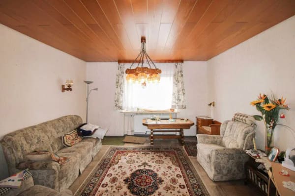 Immobilie in Schiffweiler - Viel Platz für Ihre Ideen – familienfreundliches Zuhause mit großem Garten und viel Potenzial - Bild 1