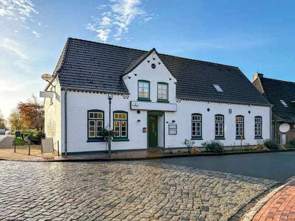 Immobilie in Oldenswort - Sofortige Pachteinnahmen: Traditionsgastronomie mit Zukunft - Bild 1