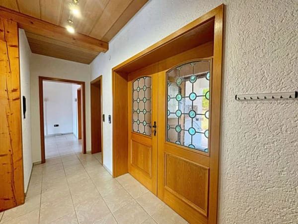 Immobilie in Meßkirch - Großzügige 5,5-Zimmer Erdgeschosswohnung mit Garage & Balkon - Bild 0