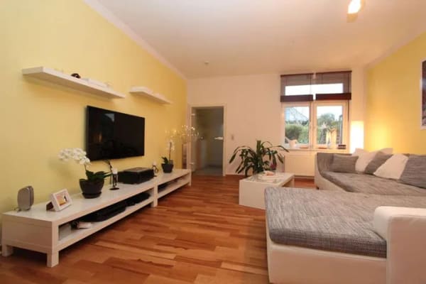 Immobilie in Papendorf - Vermietete Maisonette-Eigentumswohnung auf eigenem, 113 m² großen Grundstück in Sildemow. - Bild 2