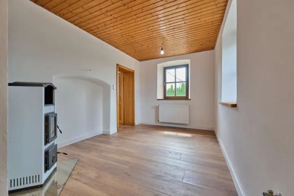 Immobilie in Mengkofen - Frisch modernisiertes (2026) Einfamilienhaus mit Charme in Mengkofen‑Hüttenkofen - Bild 3