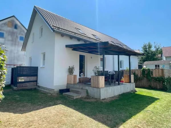 Immobilie in Volkenschwand - Neuwertige Doppelhaushälfte mit 2 Carport in Neuhausen / Volkenschwand - Bild 0