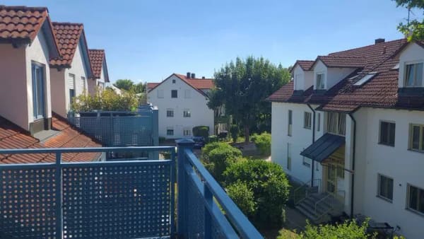 Immobilie in Langweid am Lech - Wunderschöne 3-ZKB Dachgeschosswohnung inkl. TG in ruhiger Umgebung - Bild 1