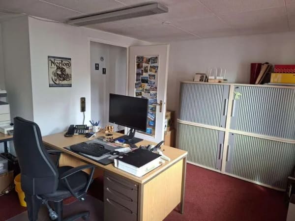Immobilie in Straubenhardt - Flexibel nutzbares Zweifamilienhaus - ideal für Handwerker oder als Mehrgenerationenhaus - Bild 4