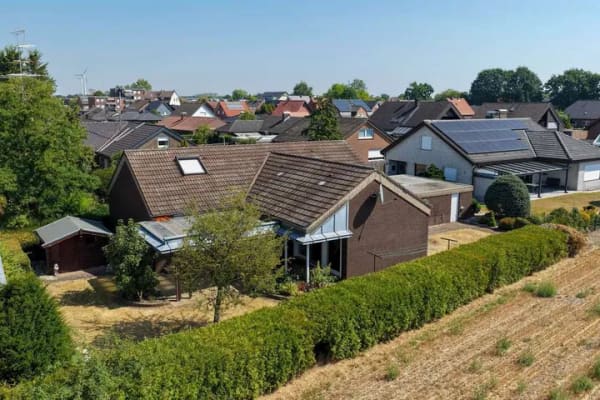 Immobilie in Selm - Einfamilienhaus mit viel Platz für die Familie auf Erbpachtgrundstück in Feldrandlage von Selm - Bild 1