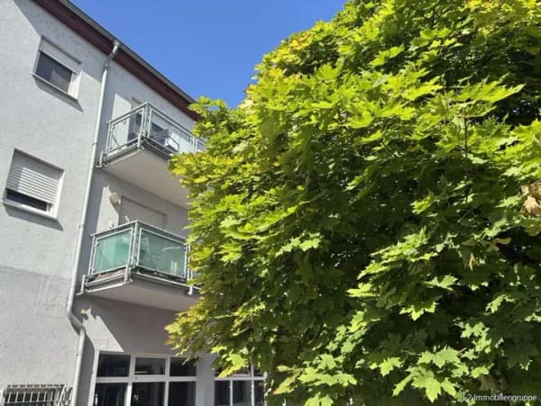Immobilie in Coswig - Zentrale Lage mit Potenzial: 2-Zimmer-Eigentumswohnung in Coswig – Ideal für Paare & Kapitalanleger! - Bild 0