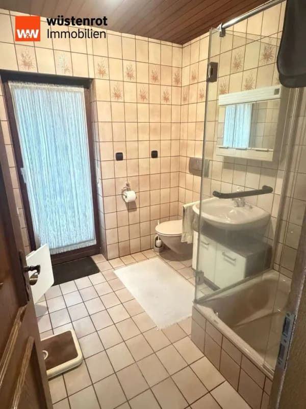 Immobilie in Dielheim - Zweifamilienhaus mit Potenzial in zentraler Lage von Dielheim-Horrenberg - Bild 3